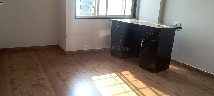 Skyways Esfera B Wing Main Image 1