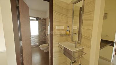 Bathroom Image of 1800 Sq.ft 3 BHK Apartment / Flat for rent in Rattan Icon, Seawoods Navi Mumbai for Rs. 95000
