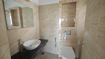 Bathroom Image of 1800 Sq.ft 3 BHK Apartment / Flat for rent in Rattan Icon, Seawoods Navi Mumbai for Rs. 95000