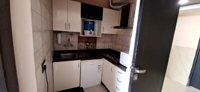 Kitchen Image of 550 Sq.ft 1 RK Apartment / Flat for rent in Golden Golden Arcade, Sector 67 Gurgaon for Rs. 24000