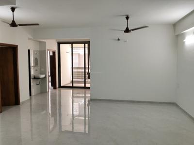 Living Room Image of 2500 Sq.ft 3 BHK Apartment / Flat for rent in The Evans, Tragad Ahmedabad for Rs. 31000