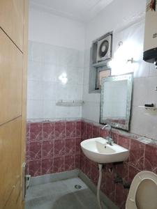 Common Bathroom One Image of 1600 Sq.ft 3 BHK Apartment / Flat for sale in Highland Apartment, Sector 12 Dwarka New Delhi for Rs. 29500000