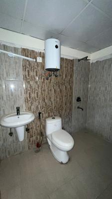 Image of 1835 Sq.ft 3.5 BHK Apartment / Flat for sale in Amrapali Silicon City, Sector 76, Noida for Rs. 20000000