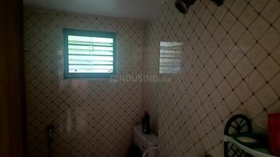 Bathroom Image of 1250 Sq.ft 2 BHK Independent House for rent in Tamluk Purba Medinipur for Rs. 11000