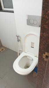 Bathroom Image of 550 Sq.ft 1 BHK Apartment / Flat for sale in Godrej Tranquil, Kandivali East Mumbai for Rs. 10500000