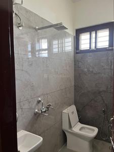 Bathroom Image of 1500 Sq.ft 2 BHK Builder Floor for rent in Haldwani Nainital for Rs. 16999