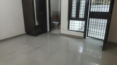 Bedroom Image of 3000 Sq.ft 4 BHK Independent House for rent in ATA Investor Home Pvt Ltd Parkend Apartment, Sector 72 Noida for Rs. 50000