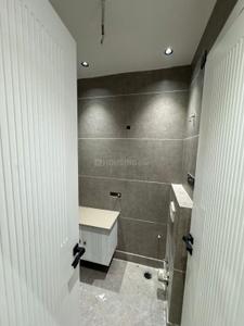 Bathroom Image of 1125 Sq.ft 3 BHK Builder Floor for sale in Paschim Vihar New Delhi for Rs. 20000000