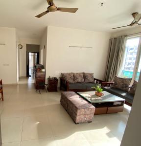 Hall Image of 1450 Sq.ft 2.5 BHK Apartment / Flat for sale in Indiabulls Centrum Park, Sector 103 Gurgaon for Rs. 16500000