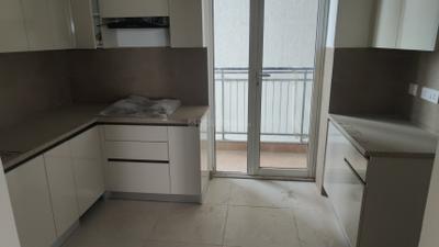 Kitchen Image of 2002 Sq.ft 3 BHK Apartment / Flat for sale in Godrej Meridien, Sector 106 Gurgaon for Rs. 32000000
