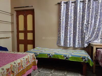 Bedroom Image of PG FOR GIRLS WITH FOODING AND LODGING in Ballygunge, Kolkata