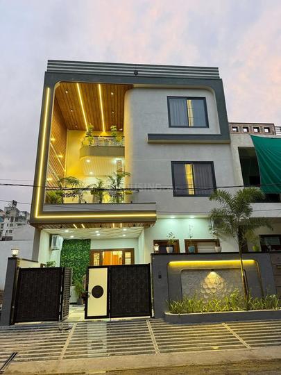 Gandhi Path West Main Image 1