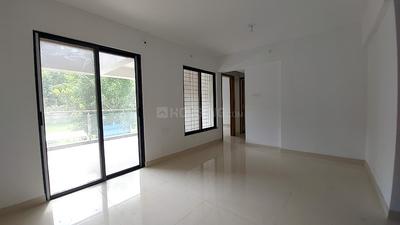 Living Room Image of 990 Sq.ft 2 BHK Apartment / Flat for sale in ARV Regalia, Mohammed Wadi Pune for Rs. 7100000
