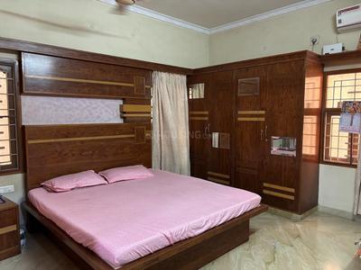 Bedroom Image of 1850 Sq.ft 3 BHK Builder Floor for rent in Manapakkam Chennai for Rs. 48000