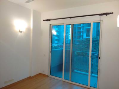 Bedroom Image of 2300 Sq.ft 4 BHK Apartment / Flat for sale in Emaar Commonwealth Games Village, Pandav Nagar New Delhi for Rs. 105000000