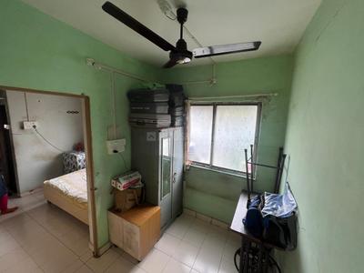 Bedroom Image of 500 Sq.ft 2 BHK Apartment / Flat for sale in Joshi Apartment, Hingne Khurd Pune for Rs. 2800000