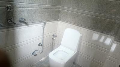 Bathroom Image of 1500 Sq.ft 1 RK Apartment / Flat for rent in New Moradabad Moradabad for Rs. 10000