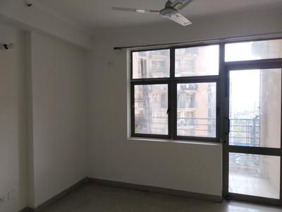 Living Room Image of 996 Sq.ft 2 BHK Apartment / Flat for sale in Amrapali Pan Oasis, Sector 70 Noida for Rs. 11000000