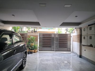Theatre Image of 1350 Sq.ft 3 BHK Builder Floor for sale in Mansarover Garden New Delhi for Rs. 25000000
