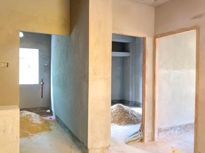Living Room Image of 750 Sq.ft 2 BHK Apartment / Flat for sale in Aurobindo Park Kolkata for Rs. 3375000