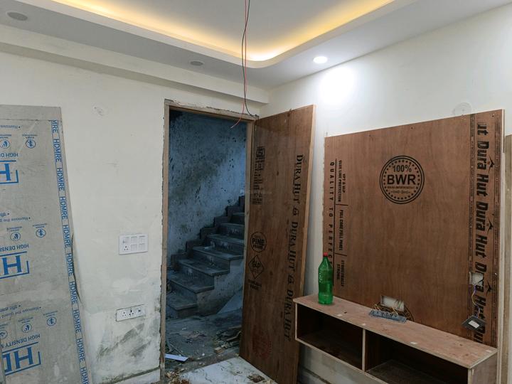 Chattarpur Main Image 1