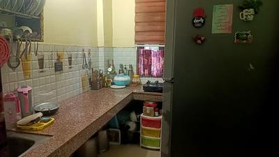 Kitchen Image of 850 Sq.ft 2 BHK Apartment / Flat for sale in Husainabad Lucknow for Rs. 3800000