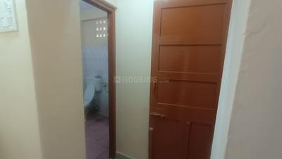 Bathroom Image of 950 Sq.ft 2 BHK Independent House for rent in Thiruvanmiyur Chennai for Rs. 25000