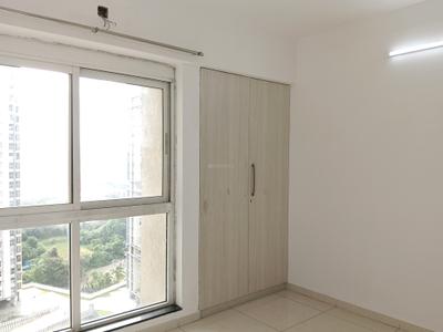 Bedroom Image of 1000 Sq.ft 3 BHK Apartment / Flat for rent in Godrej Emerald, Kasarvadavali Thane for Rs. 35000