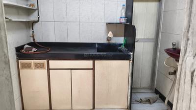 Kitchen Image of 425 Sq.ft 1 BHK Apartment / Flat for rent in Borivali West Mumbai for Rs. 25000