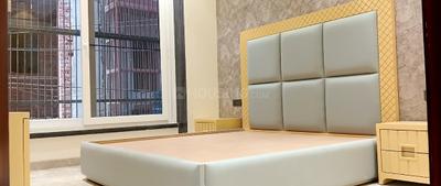 Bedroom Image of 1800 Sq.ft 3 BHK Builder Floor for sale in Anand Vihar New Delhi for Rs. 40000000