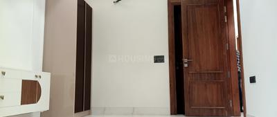 Bedroom Image of 1800 Sq.ft 3 BHK Builder Floor for sale in Surajmal Vihar New Delhi for Rs. 44950000