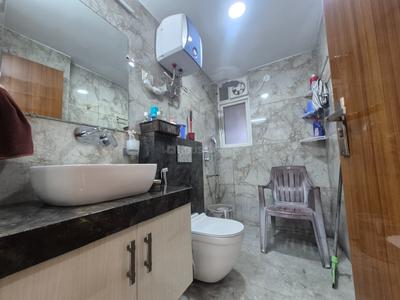 Bathroom Image of 1825 Sq.ft 3 BHK Apartment / Flat for sale in Sector 150 Noida for Rs. 22000000