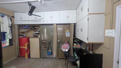Kitchen Image of 980 Sq.ft 2 BHK Apartment / Flat for sale in Mulund East Mumbai for Rs. 14500000