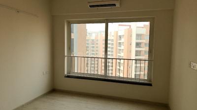 Bedroom Image of 2160 Sq.ft 4 BHK Apartment / Flat for sale in Shapoorji Pallonji JoyVille, Sector 102 Gurgaon for Rs. 35000000