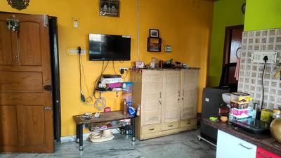 Living Room Image of 650 Sq.ft 2 BHK Apartment / Flat for sale in Thakurpukur Kolkata for Rs. 3600000