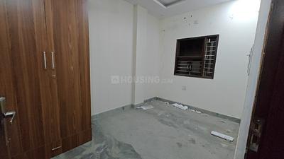 Bedroom Image of 400 Sq.ft 1 BHK Builder Floor for rent in Shalimar Bagh New Delhi for Rs. 17000