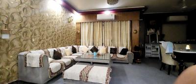 Living Room Image of 1750 Sq.ft 2 BHK Apartment / Flat for sale in Unitech Habitat, Sector PI Greater Noida for Rs. 11500000