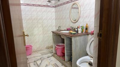 Image of 2376 Sq.ft 3.5 BHK Independent House for sale in Dayal Bagh, Agra for Rs. 33500000