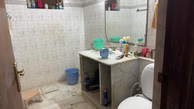 Image of 2376 Sq.ft 3.5 BHK Independent House for sale in Dayal Bagh, Agra for Rs. 33500000