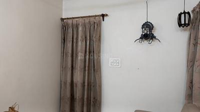 Living Room Image of 550 Sq.ft 2 BHK Apartment / Flat for sale in Arun Vihar, Sector 37 Noida for Rs. 6500000