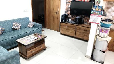 Living Room Image of 1000 Sq.ft 2 BHK Apartment / Flat for sale in Signature Sampad, Sarkhej Ahmedabad for Rs. 3450000