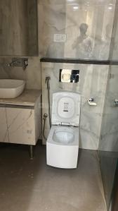 Bathroom Image of 2000 Sq.ft 3 BHK Builder Floor for rent in Vivek Vihar New Delhi for Rs. 60000