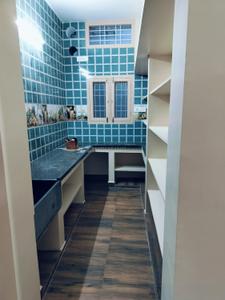 Kitchen Image of 1200 Sq.ft 1 BHK Builder Floor for rent in Thorapadi Vellore for Rs. 9000