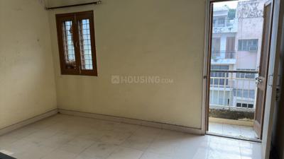 Bedroom Image of 1800 Sq.ft 3.5 BHK Apartment / Flat for sale in Rajouri Apartments, Subhash Nagar New Delhi for Rs. 26000000