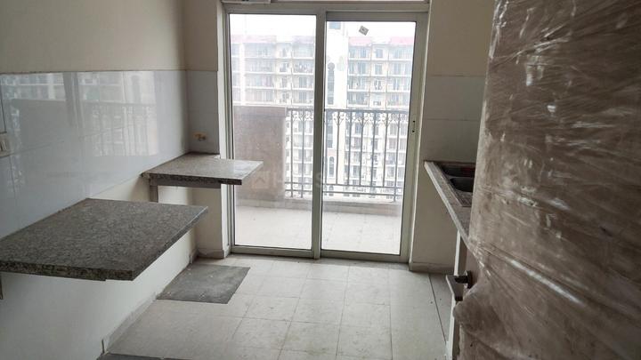 DLF Express Greens Main Image 1