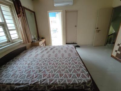 Bedroom Image of 2385 Sq.ft 3 BHK Independent House for sale in Thaltej Ahmedabad for Rs. 33000000