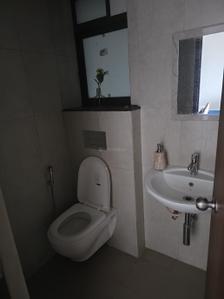 Bathroom Image of 600 Sq.ft 1 BHK Apartment / Flat for sale in Shapoorji Vanaha, Bavdhan Pune for Rs. 5500000