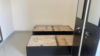 1 RK Independent Builder Floor