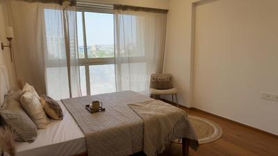 Bedroom Image of 1050 Sq.ft 2 BHK Apartment / Flat for sale in Godrej The Trees, Vikhroli East Mumbai for Rs. 33000000