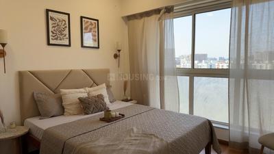 Bedroom Image of 1050 Sq.ft 2 BHK Apartment / Flat for sale in Godrej The Trees, Vikhroli East Mumbai for Rs. 33000000